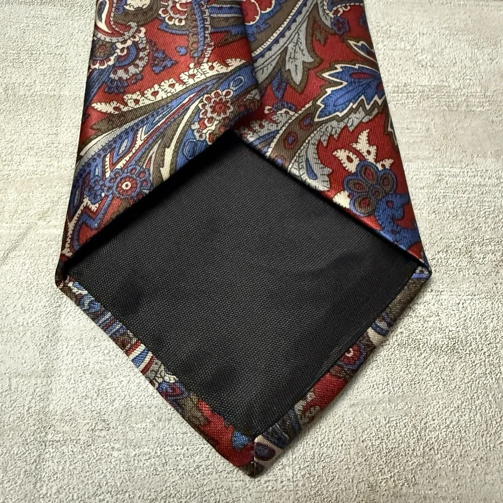 Etienne Aigner Necktie Mens Red‎ Blue Brown White Paisley Business Designer